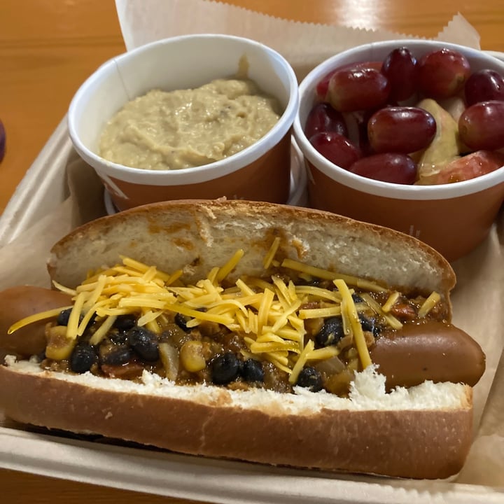 photo of Dees Brothers Brewery Vegan Hot Dog shared by @lillysmom19 on  18 Sep 2021 - review