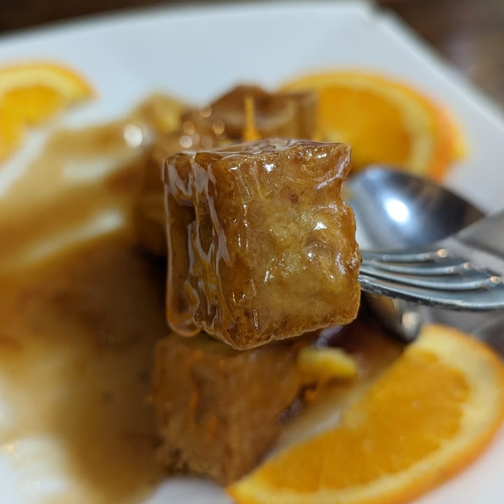 review photo of Veggie House Orange Tofu shared by @jonok on 09 Oct 2022 - review