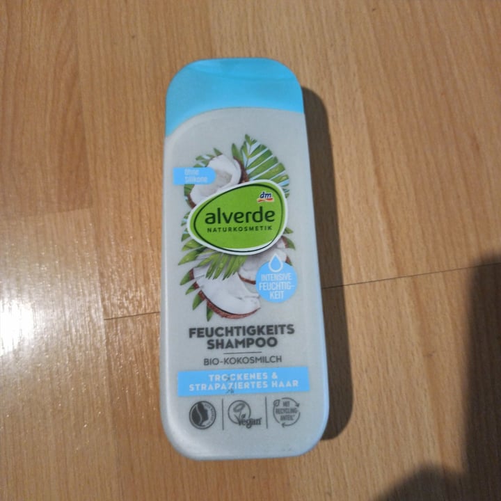 review photo of Alverde Naturkosmetik Shampoo with coconut milk shared by @sandra1993 on 04 Jul 2021 - review