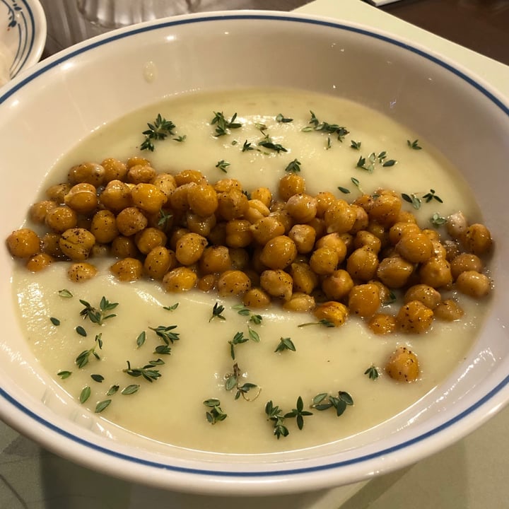 photo of The Purple Carrot Creamy Cauliflower Potato Soup with Thyme & Lemon Pepper Chickpeas shared by @jiscilla on  18 Jan 2021 - review