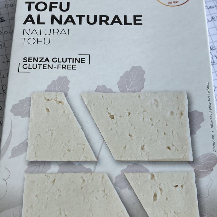 photo of Mediterranea BioVeg Tofu Al Naturale BIO shared by @laupicciotti on  14 Jun 2022 - review