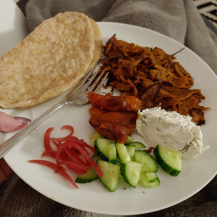 review photo of Littleburg Pop-up Gyro shared by @tenfeethigh on 06 Dec 2020 - review