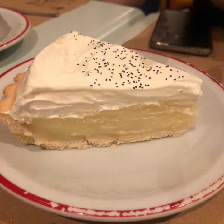 photo of Gordo Vegano Lemon pie shared by @agustinaaborsato on  09 Oct 2022 - review