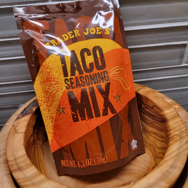 photo of Trader Joe's Taco Seasoning Mix shared by @pinkobsessedvegan on  22 Nov 2022 - review