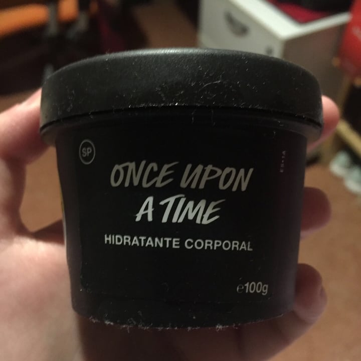 review photo of LUSH Fresh Handmade Cosmetics Hidratante de cuerpo shared by @sfernandezvar on 16 Apr 2020 - review