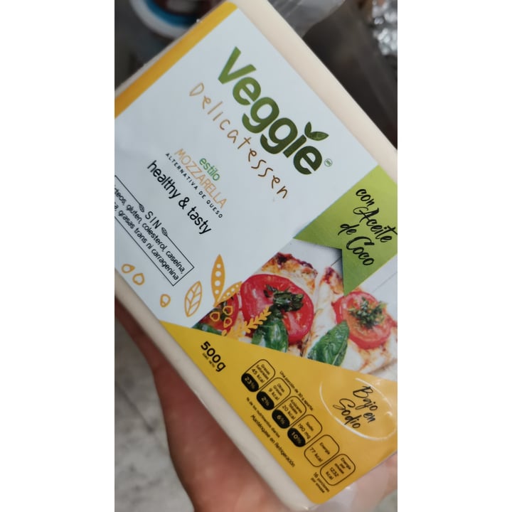 review photo of Veggie Delicatessen Alternativa al Queso Estilo Mozzarella shared by @ximec on 12 Aug 2020 - review