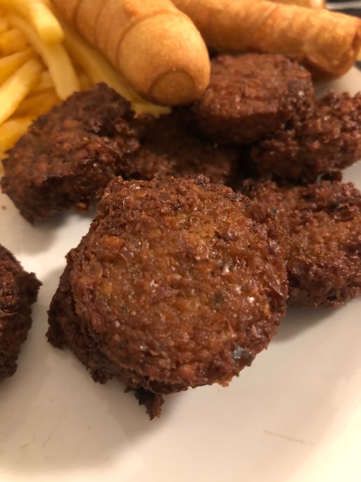 photo of JU Vegano falafel con papas shared by @lopiff on  07 Apr 2020 - review