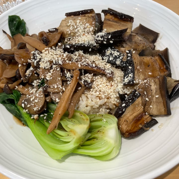 photo of Lilac Oak Grilled teriyaki eggplant donburi shared by @rainyangwen on  07 Dec 2021 - review