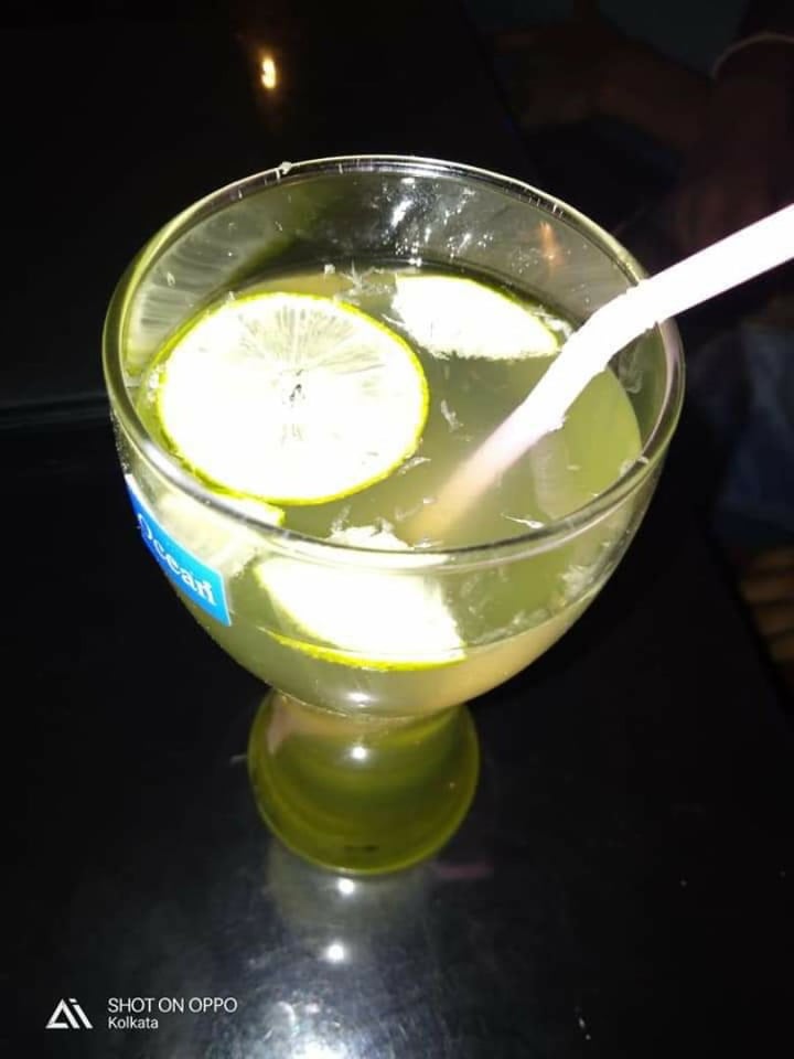 photo of Pool Cafe, Salt Lake Cold Drink 🍋 shared by @meghatitirghosh on  06 Feb 2020 - review