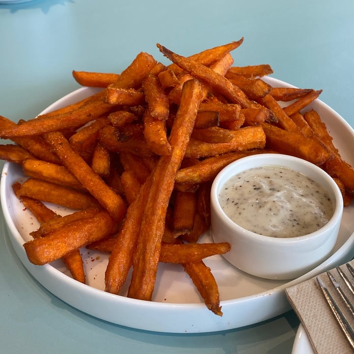 photo of Green Common Singapore Sweet Potato Fries shared by @maix on  22 Nov 2021 - review