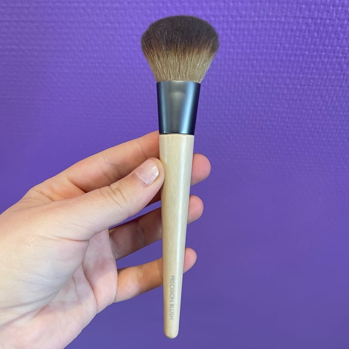 photo of EcoTools Precision Blush shared by @anneeinhorn on  15 May 2022 - review