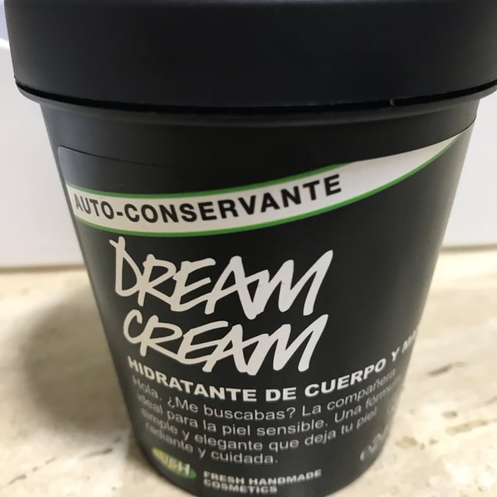 photo of LUSH Fresh Handmade Cosmetics Dream Cream shared by @anadb on  03 Oct 2021 - review