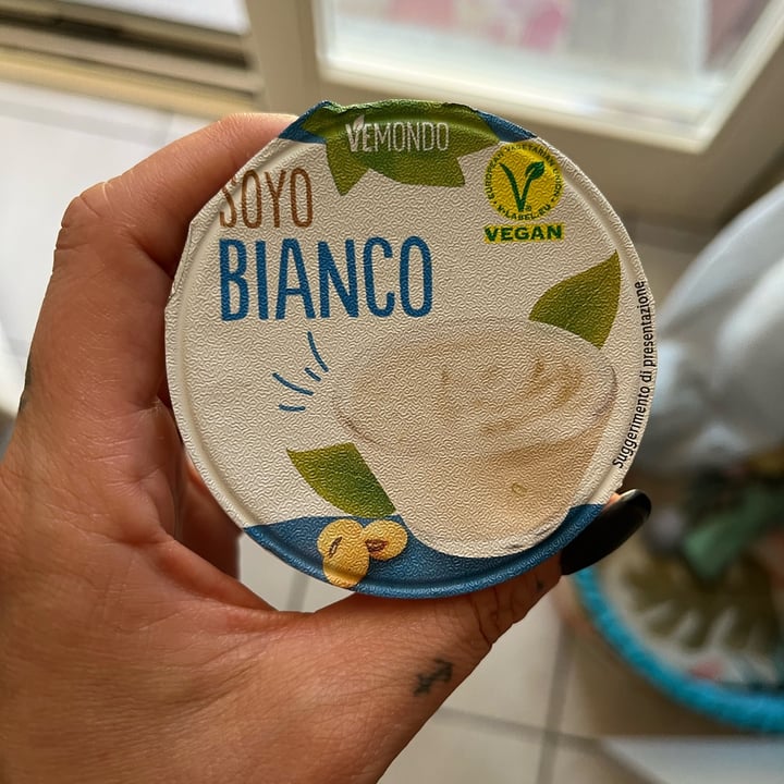 photo of Vemondo Soya bianco yogurt shared by @danielarouge on  15 Sep 2022 - review
