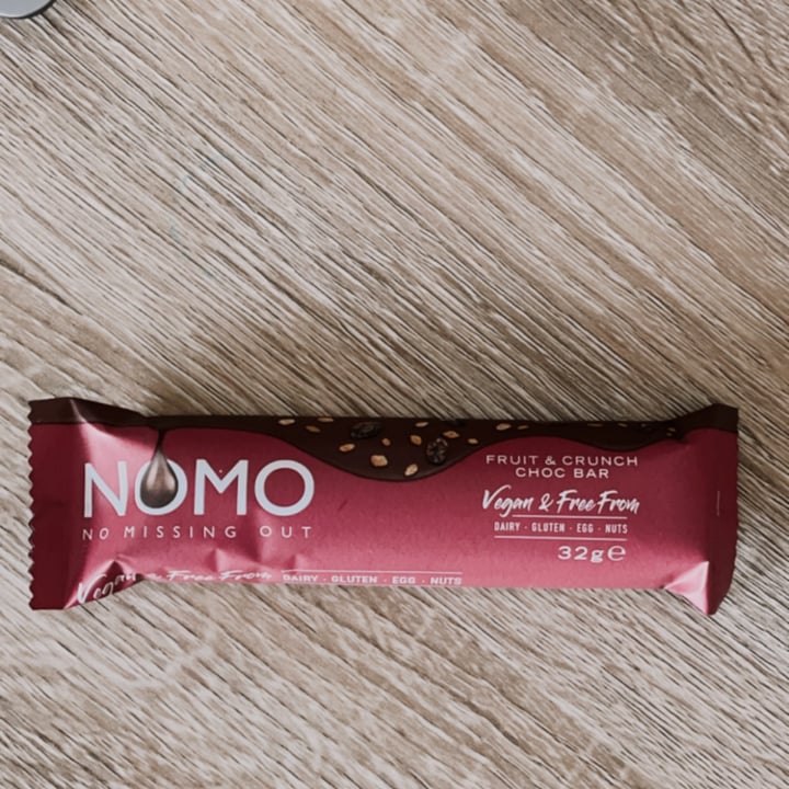 review photo of NOMO Fruit & crunch choc bar shared by @sunlitdreamers on 20 Aug 2021 - review