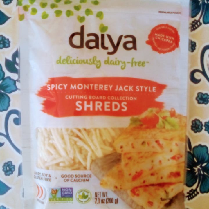 photo of Daiya Spicy Monterey Jack Style Shreds shared by @feelideal on  14 Nov 2022 - review