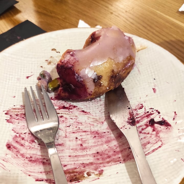 photo of Delish Vegan Doughnuts Blueberry lavander shared by @nnn98 on  27 Nov 2022 - review
