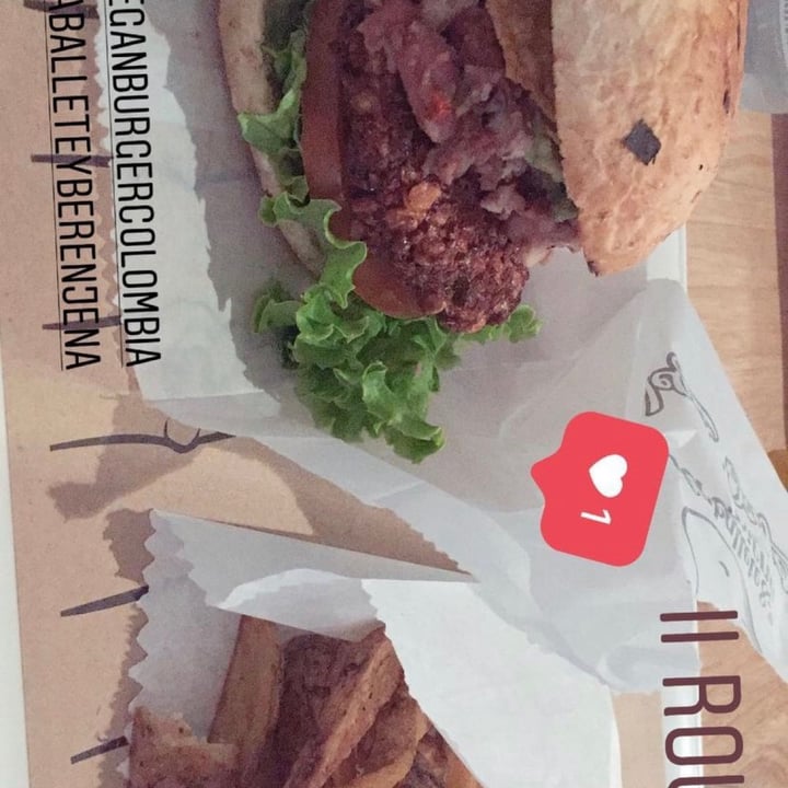 photo of Caballete & Berenjena Vegan Food Hamburguesa Veg-Mex shared by @lauraesr on  09 Feb 2021 - review