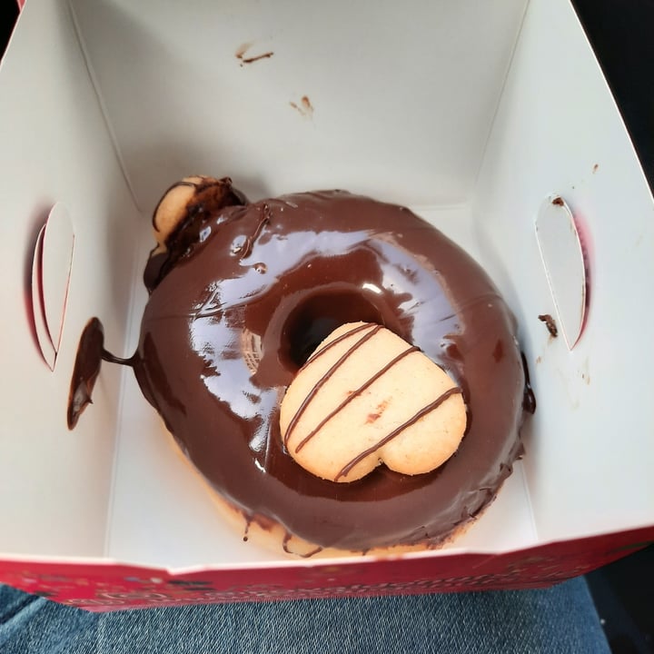 photo of Royal Donuts Vegan Donuts shared by @therawpy on  26 Oct 2020 - review