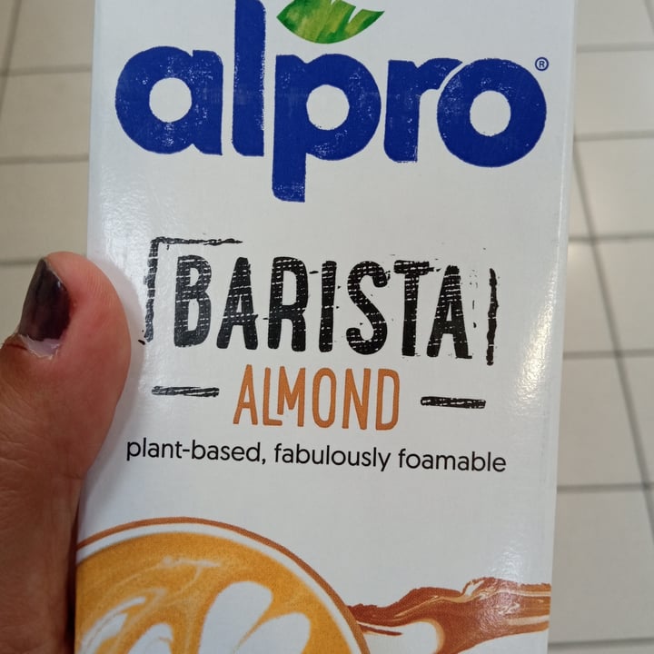photo of Alpro Almond Barista shared by @lalocadelosgatos8 on  27 May 2022 - review