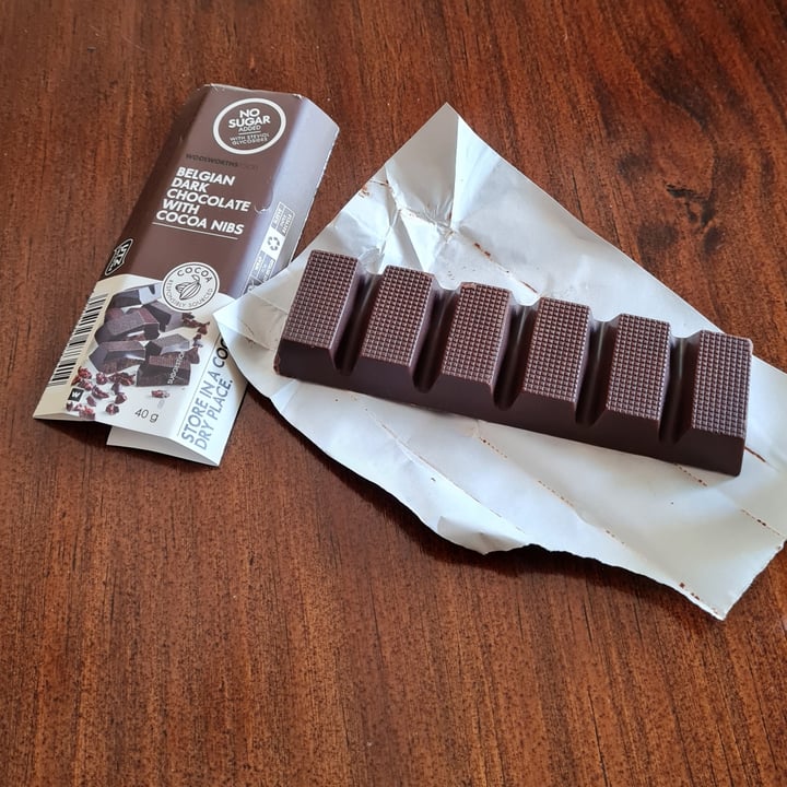 photo of Woolworths Food Belgian Dark Chocolate with Cocoa Nibs shared by @makeadifference on  12 Feb 2022 - review