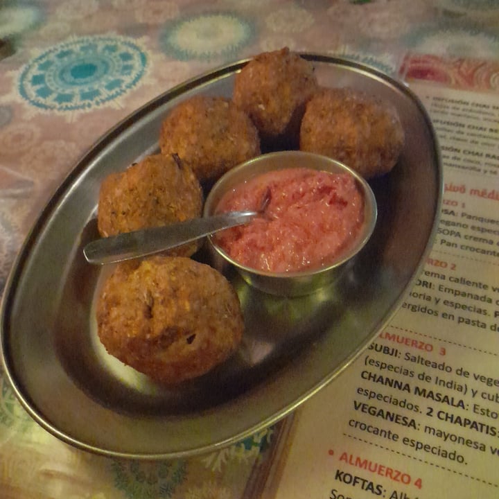 review photo of Elefante Bengal Koftas shared by @rochisalg on 11 May 2022 - review