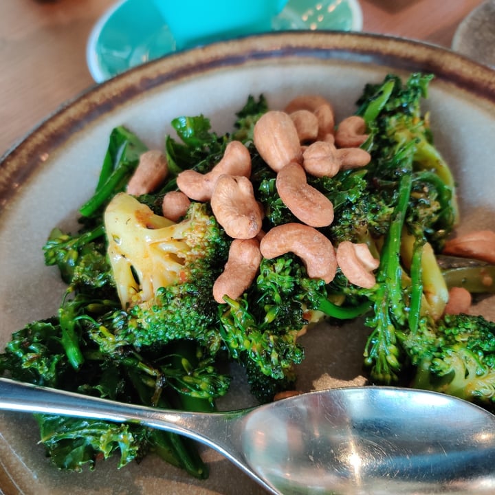 photo of EMPRESS Wok-charred Broccoli & Broccolini Salad shared by @fourdollars on  14 Aug 2020 - review