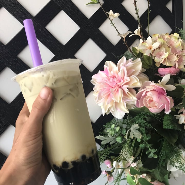 review photo of Ding Tea Tulsa Honeydew milk tea shared by @lovemeganphotography on 03 Jul 2022 - review