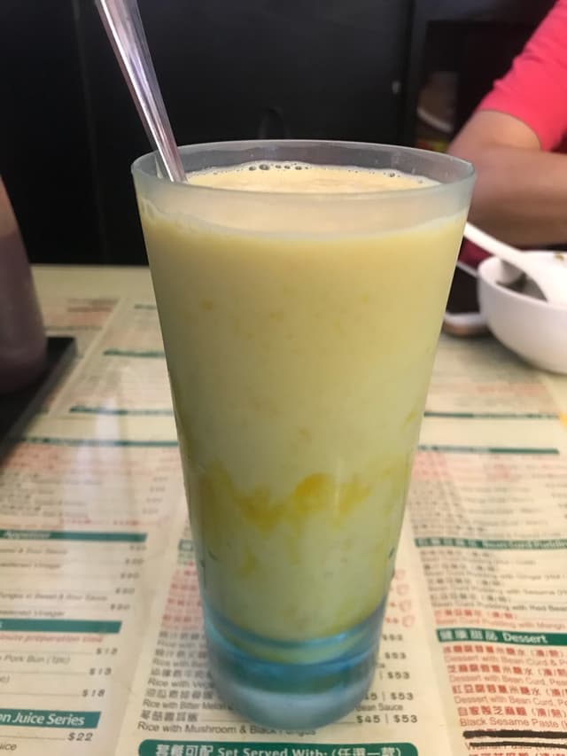 「Soy Milk with Mango」の料理の写真