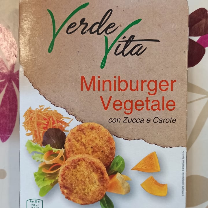 photo of Verde vita Miniburger vegetale con zucca e carote shared by @ross1992 on  28 Mar 2022 - review