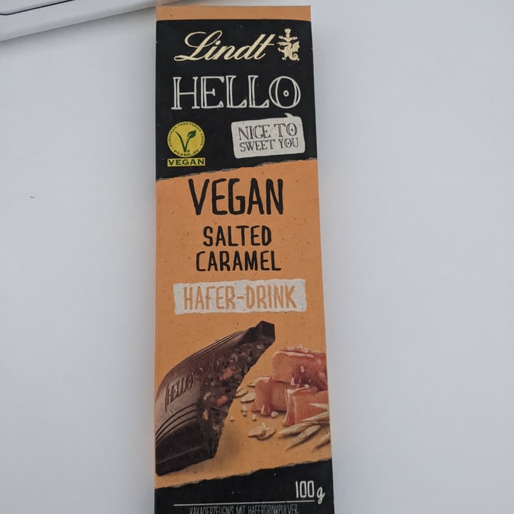 photo of Lindt Hello Vegan Salted Caramel shared by @mitsukai24 on  03 Jan 2022 - review