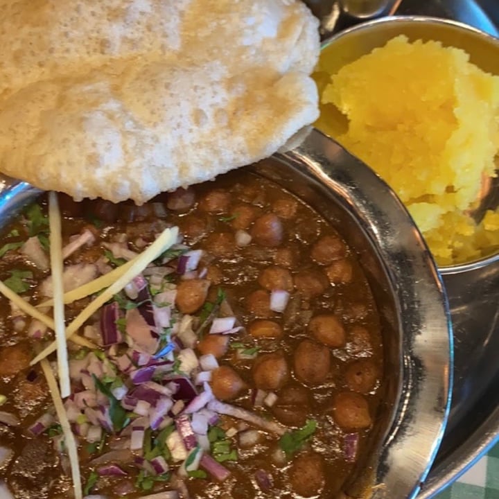 review photo of Dishoom Edinburgh CHOLE-CHAWAL shared by @veganonthemove on 14 Jun 2021 - review