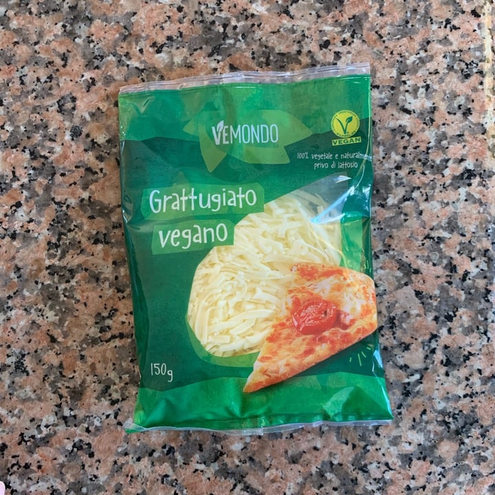 photo of Vemondo Grattugiato Vegano shared by @pairali on  21 Feb 2022 - review