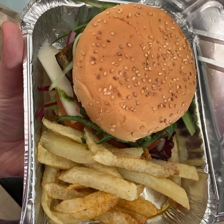 photo of Soet Society Café Vegan Cheeseburger shared by @peppadew on  26 Sep 2020 - review