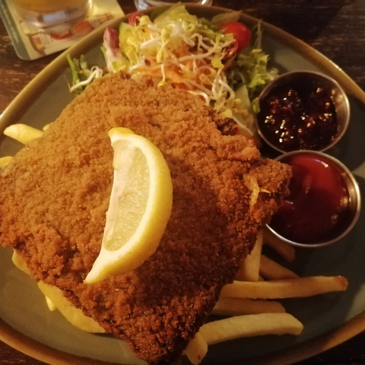 photo of bodhi - veganes restaurant & bar Schnitzel Viennese shared by @kaya1978 on  20 Aug 2022 - review