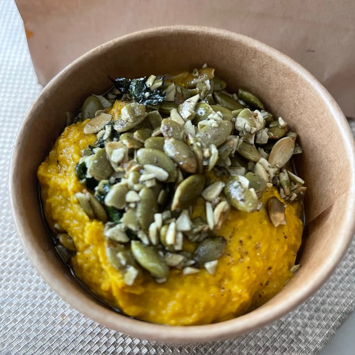 review photo of Common Man Coffee Roasters Housemade Hummus with Pita Bread shared by @greenbovine on 24 Jun 2021 - review