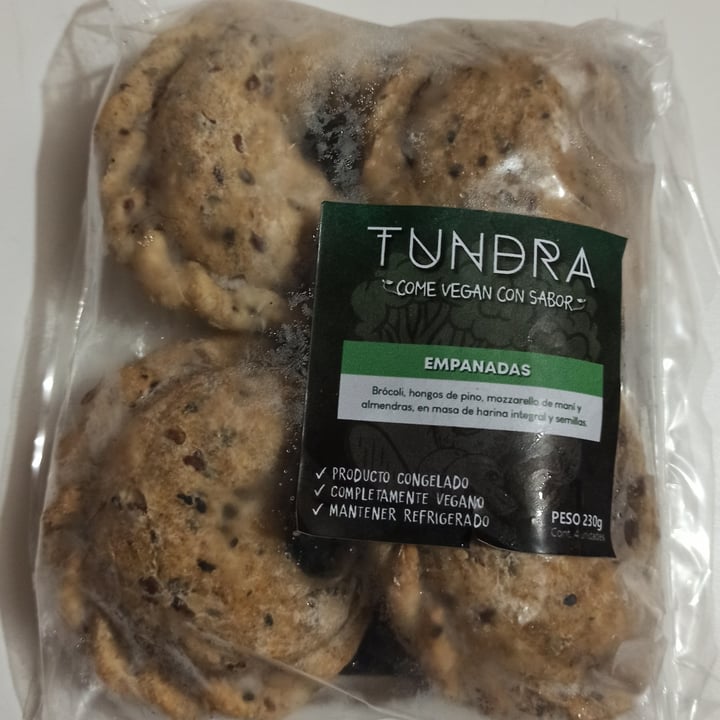 review photo of Tundra Empanadas De Brócoli Y Hongos De Pino shared by @gisa on 15 May 2022 - review