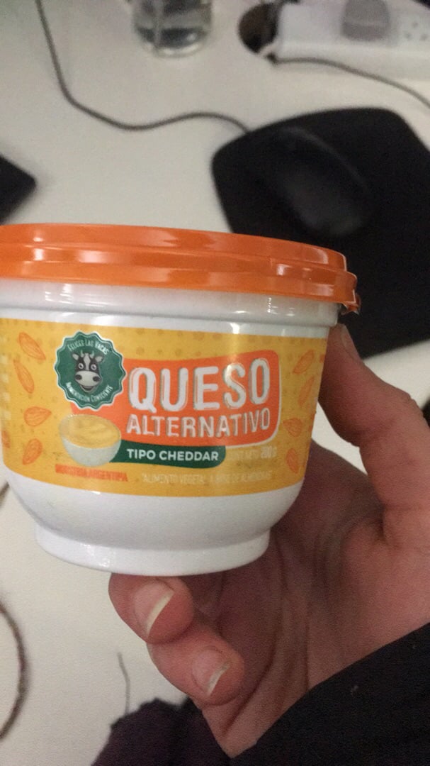 review photo of Felices Las Vacas Untable de Almendras Sabor Cheddar shared by @milacamilag on 03 Aug 2019 - review
