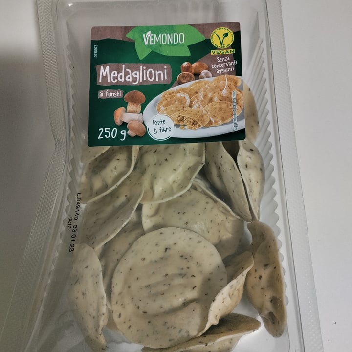 review photo of Vemondo Medaglioni ai funghi shared by @sweety18 on 19 Nov 2022 - review