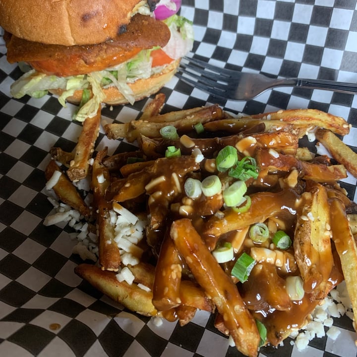photo of Boon Burger Cafe Not the same ol’poutine shared by @tiascaz on  01 Jun 2022 - review