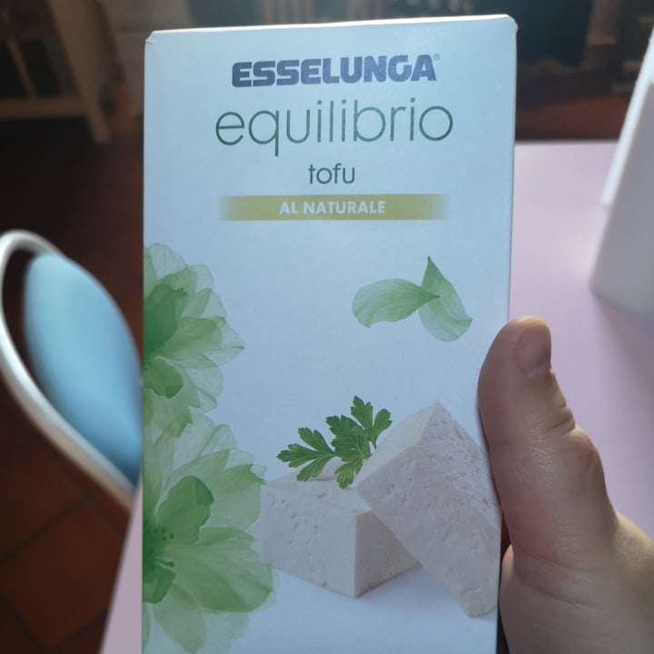 photo of Esselunga Tofu Al Naturale shared by @lunakitch on  01 Aug 2021 - review