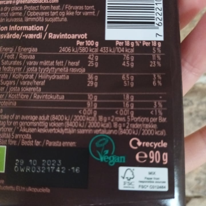 photo of Green & Black's Dark Chocolate 70% shared by @fluffc0rner on  23 Oct 2022 - review
