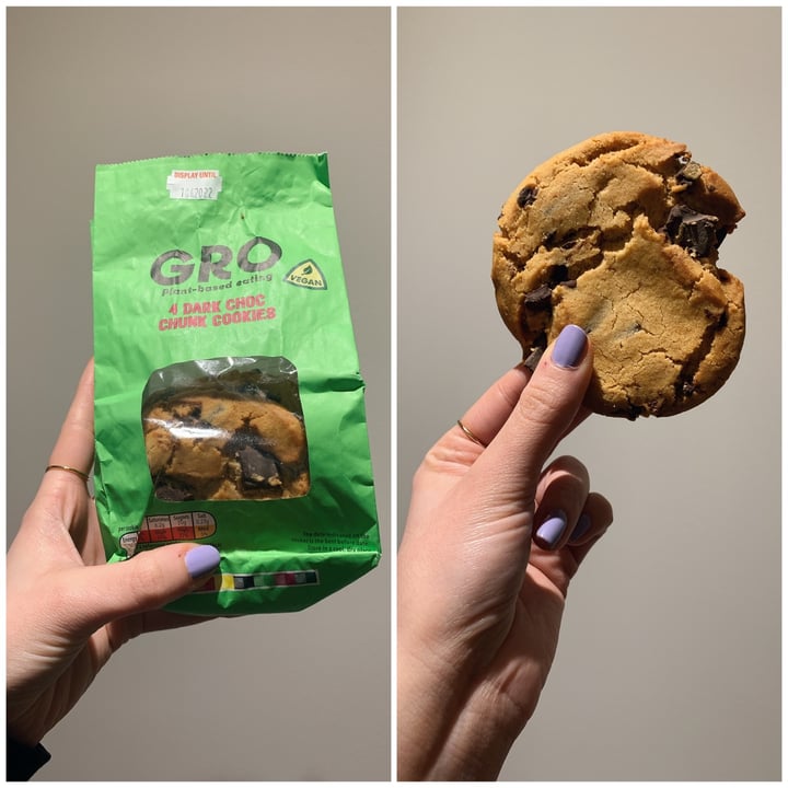 photo of GRO 4 dark choc chunk cookies shared by @firavounaki on  24 Feb 2022 - review