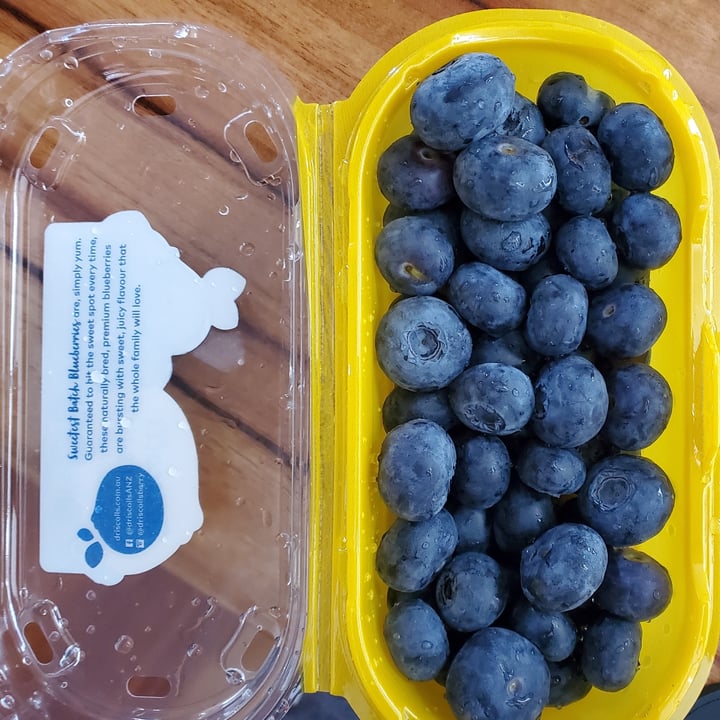 photo of Driscoll’s Blueberries shared by @itsjustmel on  18 Nov 2021 - review