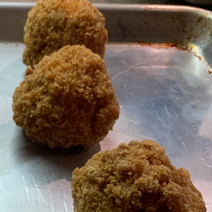 photo of V-Grits Fried Mac and Cheese Bites shared by @allhess on  29 Jan 2022 - review