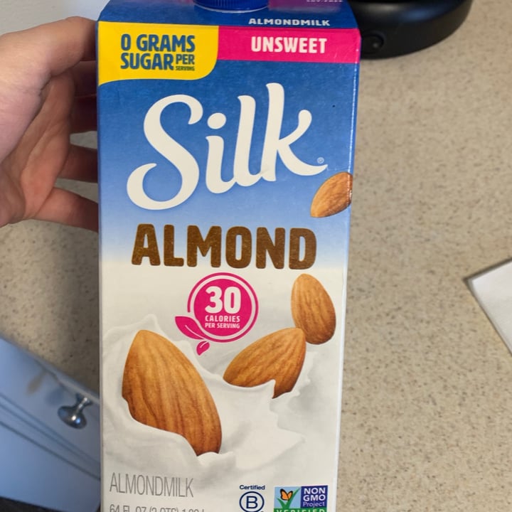 photo of Silk 30 Cal Almond Milk shared by @am6727 on  09 Nov 2020 - review