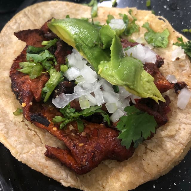Photo of the dish “Taco de cecina y aguacate.”