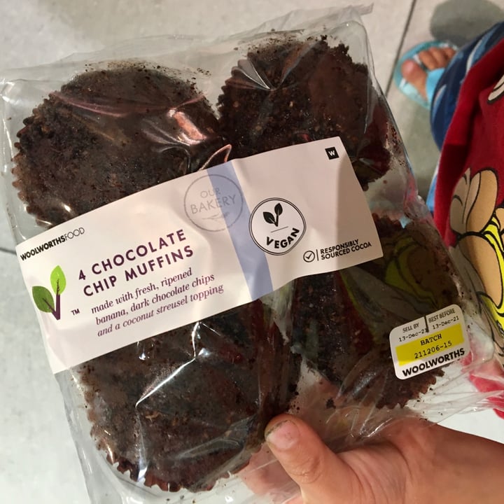 photo of Woolworths Food Chocolate chip muffins shared by @taz on  12 Dec 2021 - review