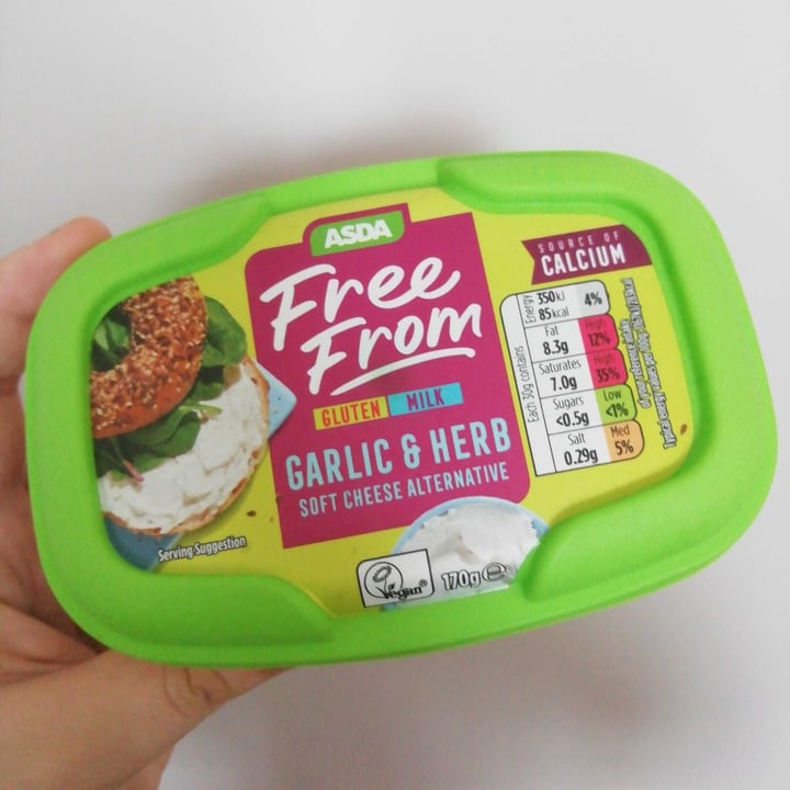 review photo of ASDA Garlic and herb soft cheese alternative shared by @charlottevi on 30 Aug 2021 - review