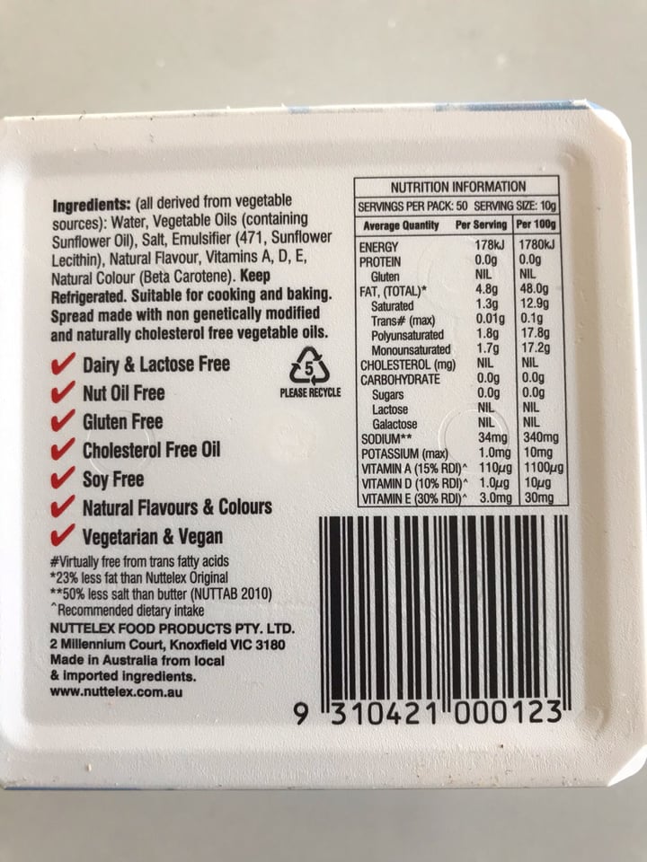 photo of Nuttelex Nuttelex Reduced Fat shared by @lindy on  26 Aug 2019 - review