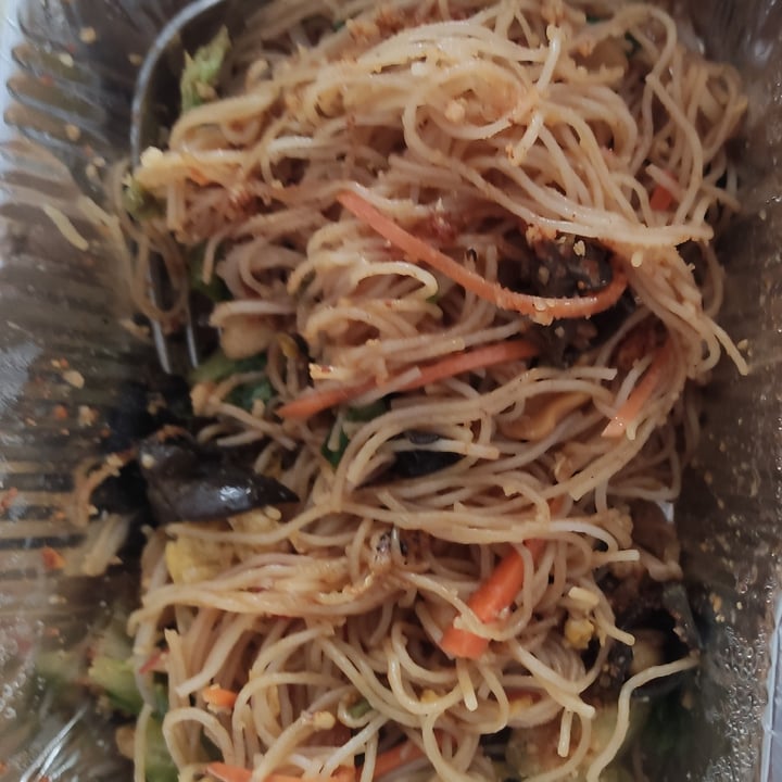 photo of Fusion Restaurant - Dragon City Pad thai shared by @ortycola on  13 Mar 2022 - review